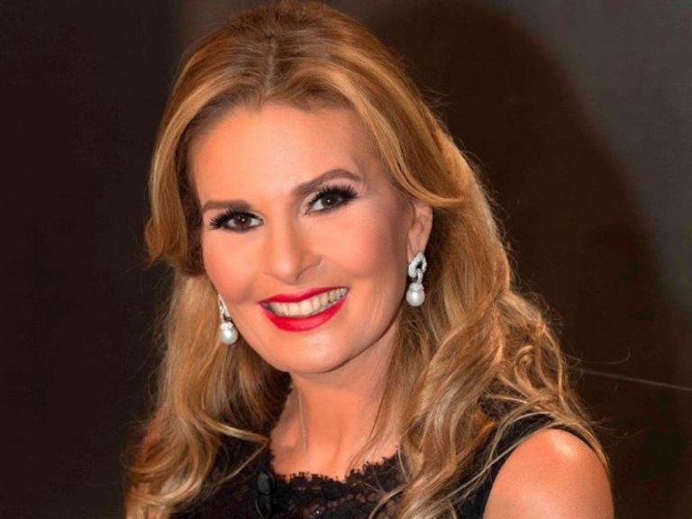 الفنانة المصرية يسرا