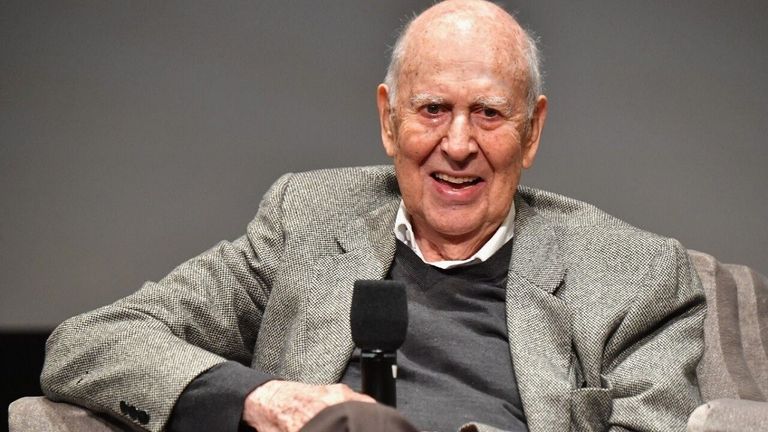 كارل راينر - أرشيفية