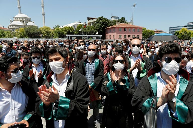 جانب من الاحتجاجات - رويترز جانب من الاحتجاجات - رويترز