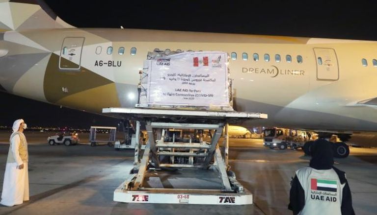 المساعدات الإماراتية تمتد إلى أنحاء العالم لمكافحة كورونا