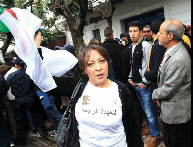 الناشطة السياسية الجزائرية المعارضة أميرة بوراوي - أرشيفية