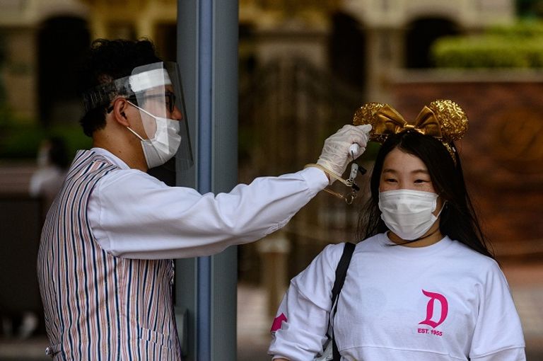 ارتفاع إصابات كورونا حول العالم