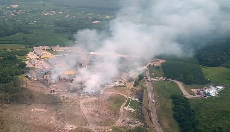 سلسلة انفجارات ضخمة في مصنع ألعاب بتركيا