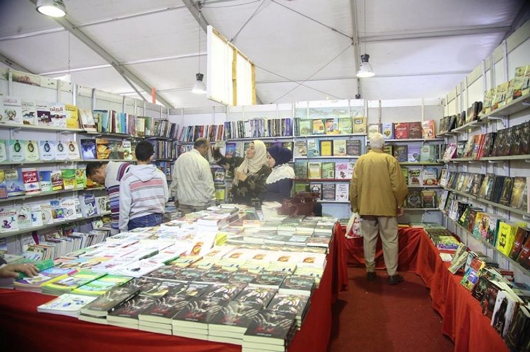 الدكتور هيثم الحاج على رئيس الهيئة المصرية العامة للكتاب