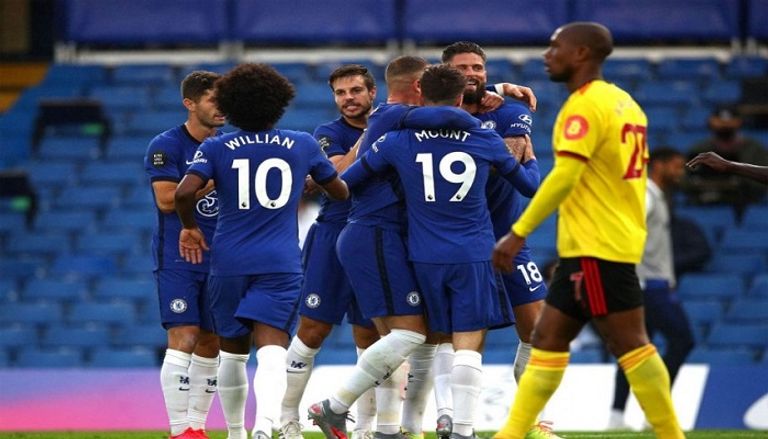 فريق تشيلسي الإنجليزي فرانك لامبارد المدير الفني لفريق تشيلسي الإنجليزي