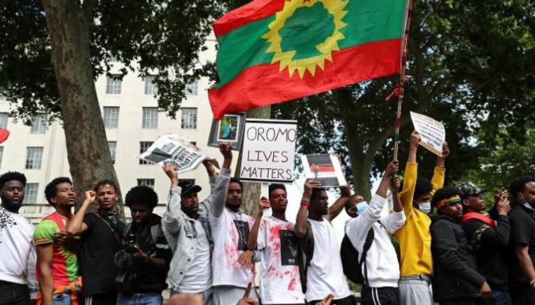 جانب من المظاهرات في إثيوبيا - رويترز