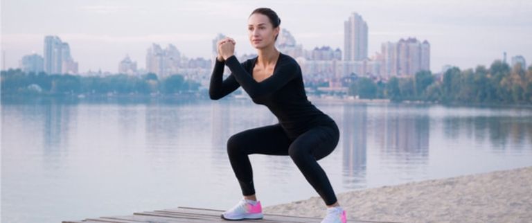 الجلوس في وضعية القرفصاء يمكّن العضلات من سحب الدهون من مجرى الدم