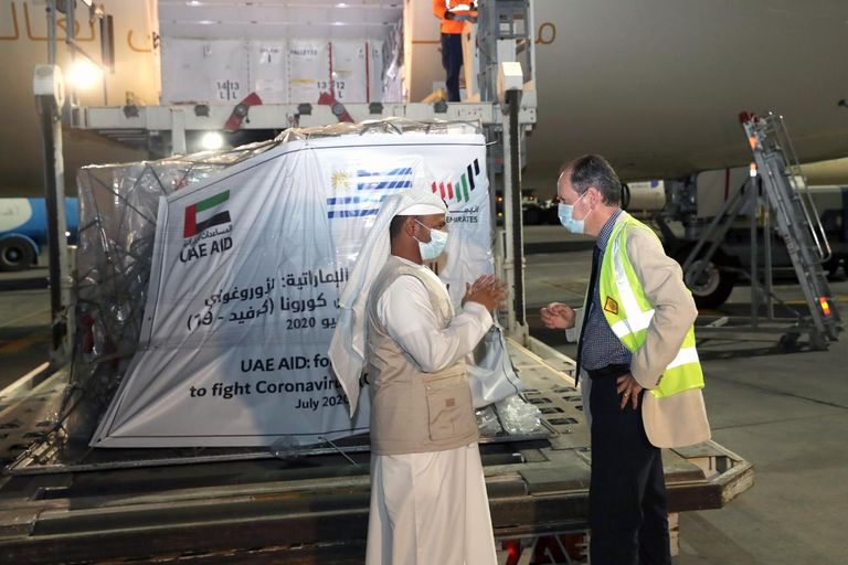 المساعدات الإماراتية إلى أوروجواي لمكافحة كورونا