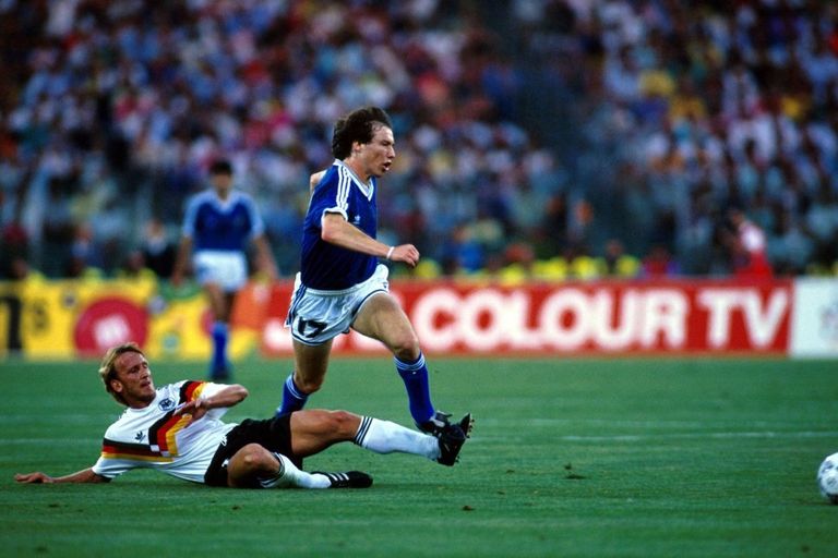 ألمانيا والتانجو في 90 منتخب ألمانيا بطل كأس العالم عام 1990