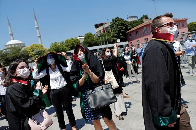 جانب من احتجاجات المحامين- رويترز