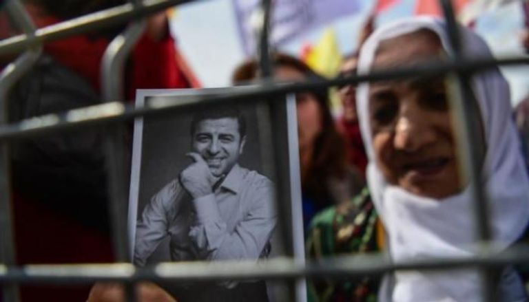 صلاح الدين دميرتاش القيادي الكردي المعتقل في سجون أردوغان