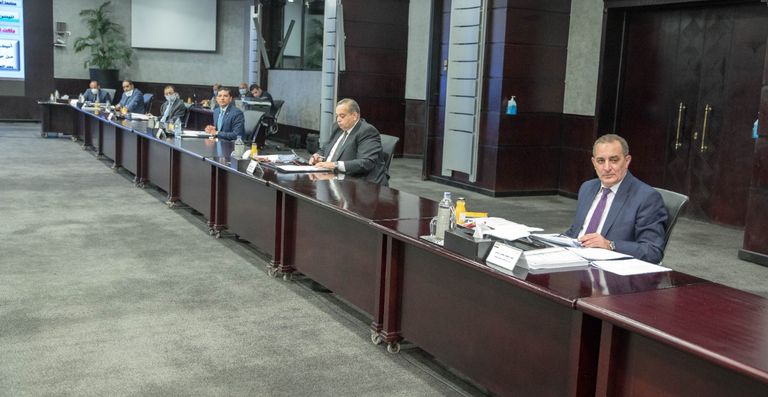 جانب من اجتماع مجلس إدارة الهيئة الاقتصادية لقناة السويس