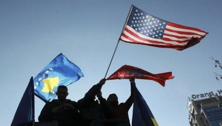 العلم الأمريكي يرفرف في احتفالية الاستقلال بكوسوفو - أرشيفية