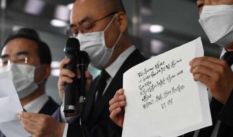 الوصية التي تركها رئيس البلدية المنتحر