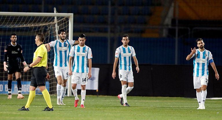 فريق بيراميدز مباراة سابقة بين الأهلي والزمالك