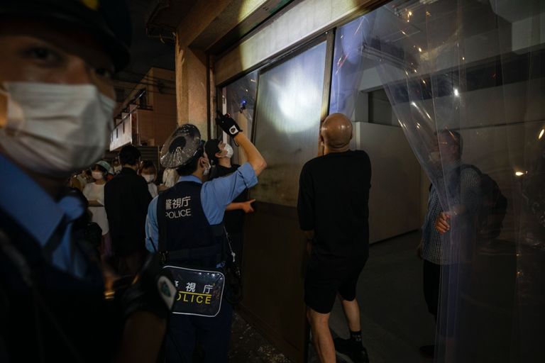 200 زائر توافدوا على المعرض