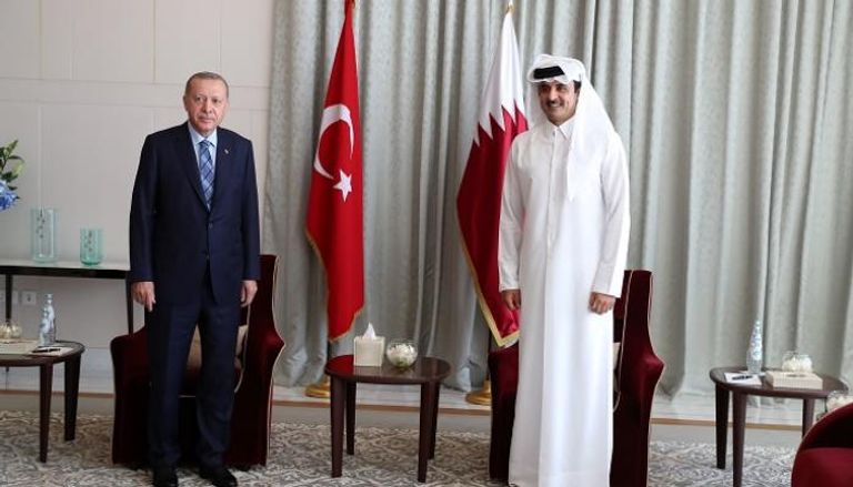 الرئيس التركي وأمير قطر - رويترز