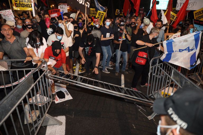 جانب من المظاهرة بتل أبيب ضد نتنياهو