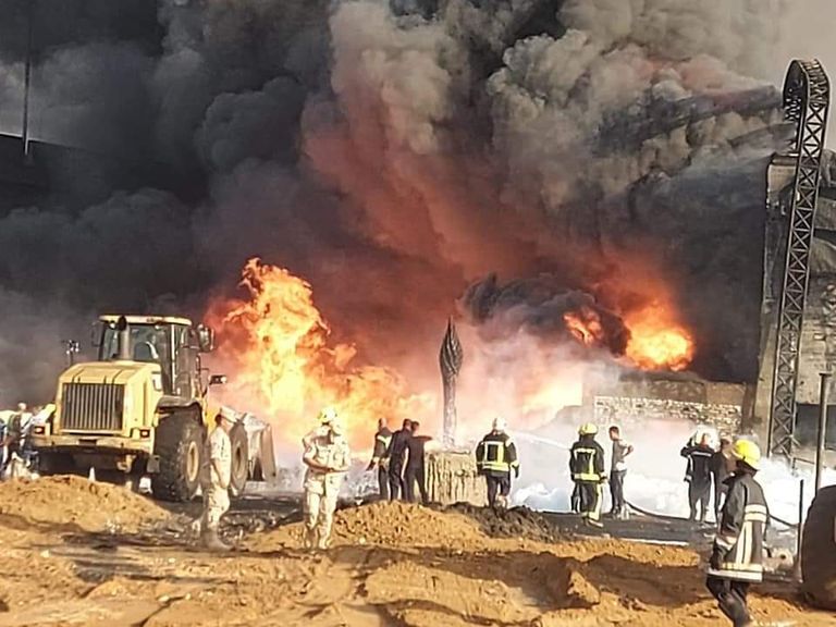 رجال الإطفاء يسيطرون على الحريق