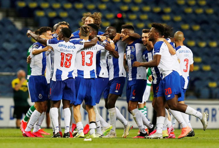 بورتو بطل الدوري البرتغالي