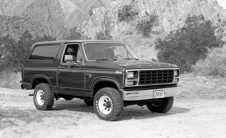 الجيل الأول من طراز برونكو