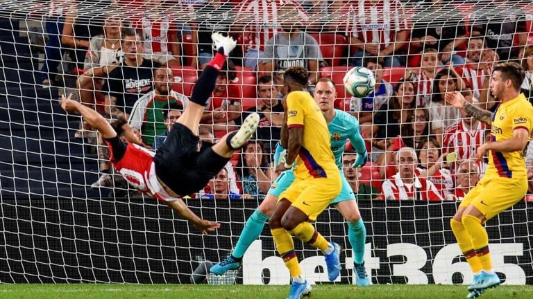 ليونيل ميسي قائد فريق برشلونة الإسباني