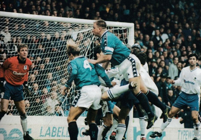 سيتي وماكليفسيلد مانشستر سيتي