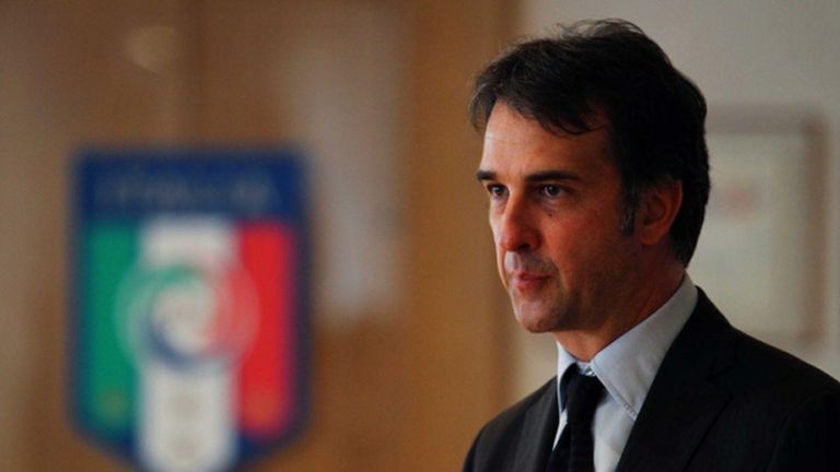 برشلونة ضد نابولي