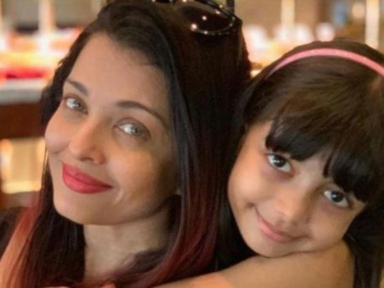 آيشواريا راي ونجلتها - أرشيفية