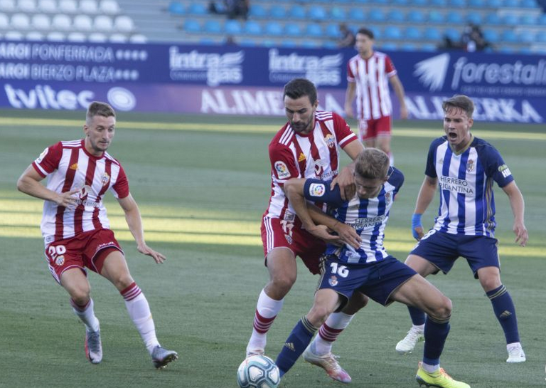 من مواجهة ألميريا وبونفيرادينا تركي آل الشيخ