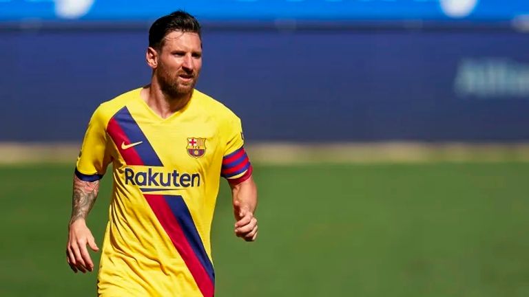 كيكي سيتين مدرب برشلونة ونجمه ليونيل ميسي