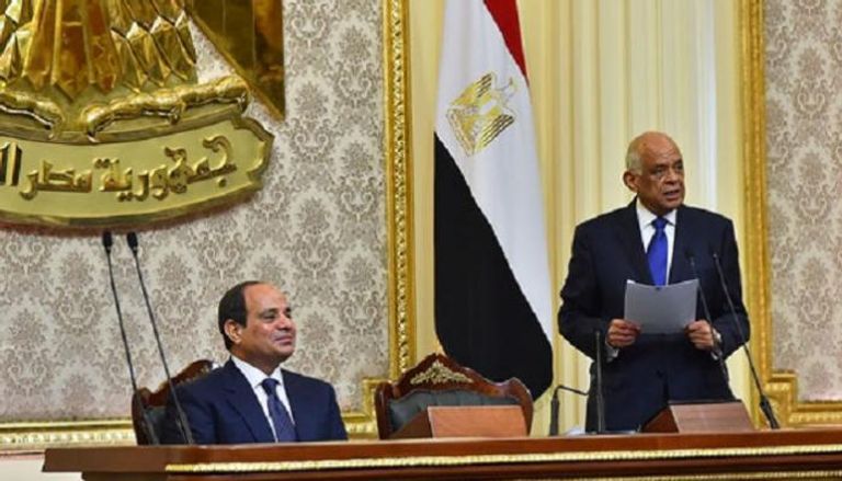 الرئيس المصري عبدالفتاح السيسي خلال اجتماع سابق بالبرلمان - أرشيفية