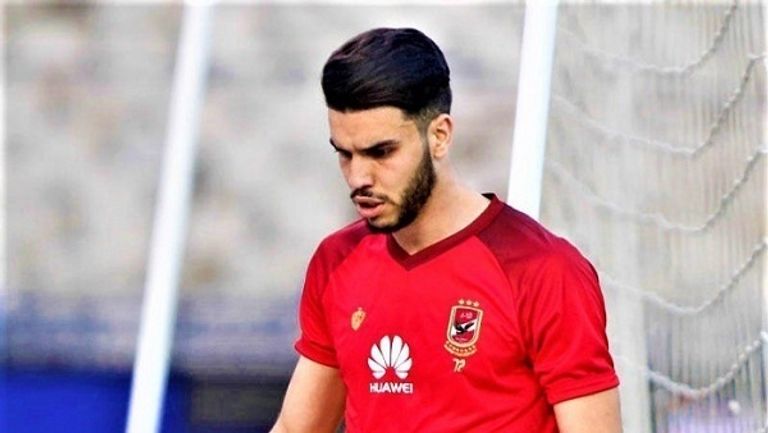 وليد أزارو مهاجم الأهلي المصري الأهلي المصري