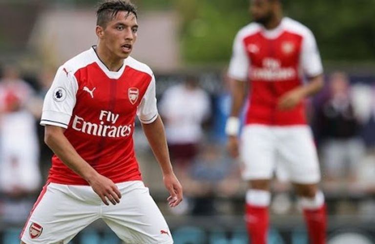 رياض محرز - إسماعيل بن ناصر