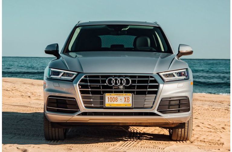 أودي Q5 بورش "ماكان" وأودي Q5