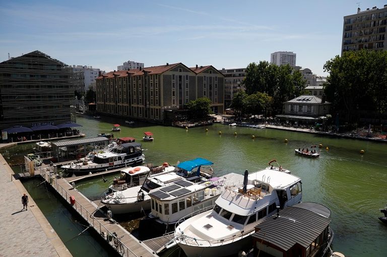 السياحة الداخلية أمل باريس لإحياء القطاع