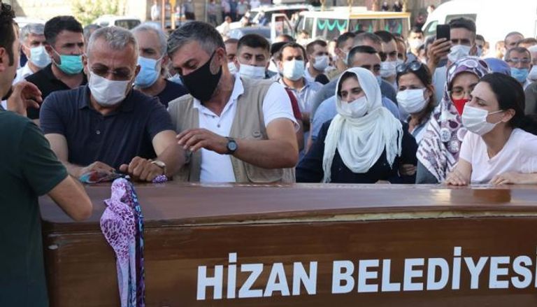 تشييع جثمان ضحية جديدة لعجز نظام أردوغان 