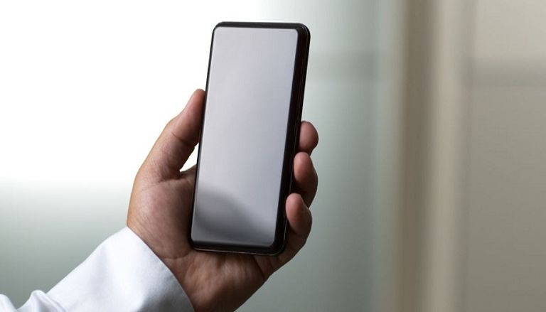 أكثر صلابة وأخف وزنا زجاج مضاد للكسر والجراثيم بهواتف أبل وسامسونج