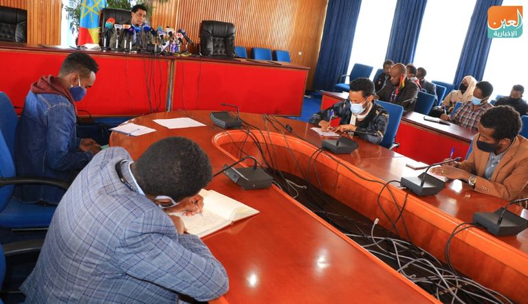 جانب من المؤتمر الصحفي للمتحدث باسم وزراة الخارجية الإثيوبية حول سد النهضة المتحدث باسم الخارجية الإثيوبية