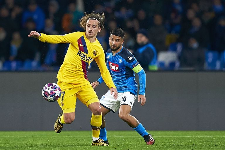 برشلونة ونابولي