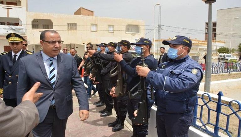 هشام المشيشي الذي كلفه الرئيس سعيد بتشكيل الحكومة الجديدة المشيشي يشكل الحكومة التونسية