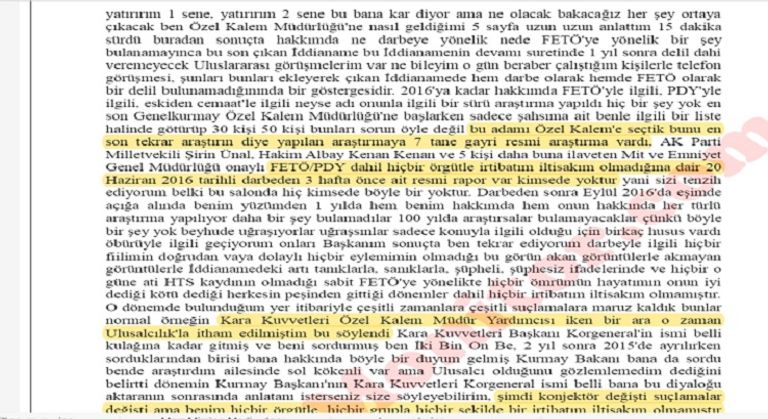 حسين هاكان أوكال مجردا من ملابسه