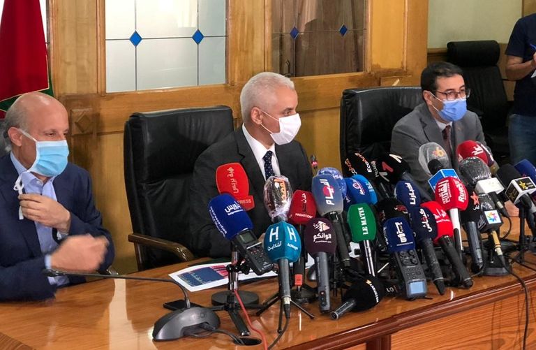 مسافرون في محطة الدار البيضاء 