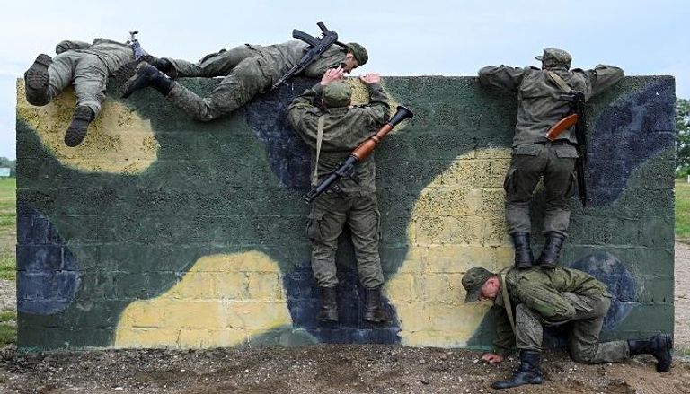 جنودمن الجيش الروسي خلال عمليات عسكرية