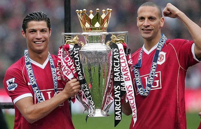 رونالدو مع كأس البريمييرليج كريستيانو رونالدو نجم يوفنتوس