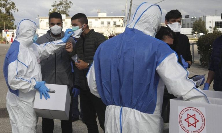 اكتشاف عدة إصابات بكورونا داخل سجون الاحتلال الإسرائيلي احتجاجات فلسطينية تطالب برقابة حـقوقية دولية على السجون الإسرائيلية