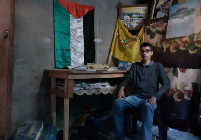 طموحات طلبة غزة تصطدم بجدار الأزمات