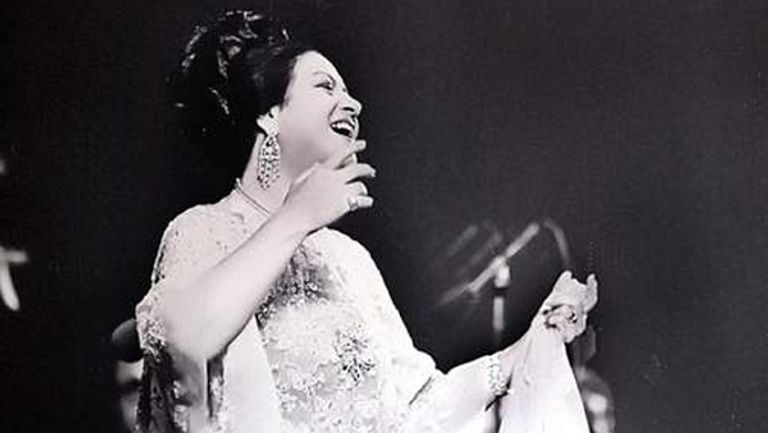 الفنانة أم كلثوم