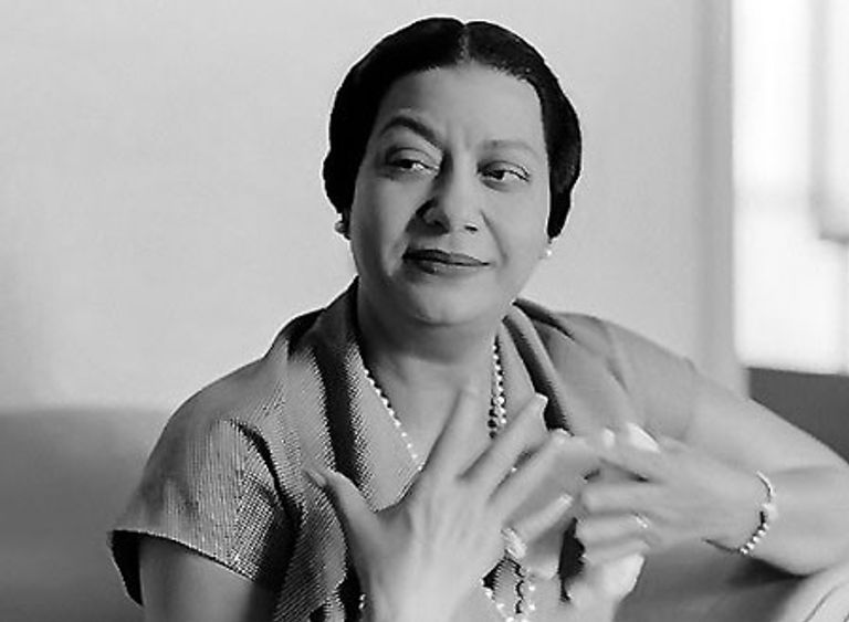 الفنانة أم كلثوم