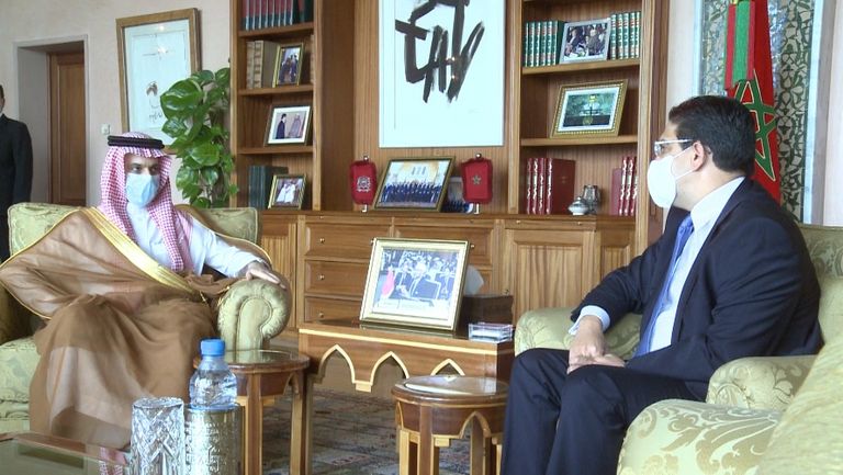 وزير الخارجية المغربي ونظيره السعودي خلال لقاء اليوم  وزير الخارجية المغربي ونظيره السعودي خلال لقاء اليوم